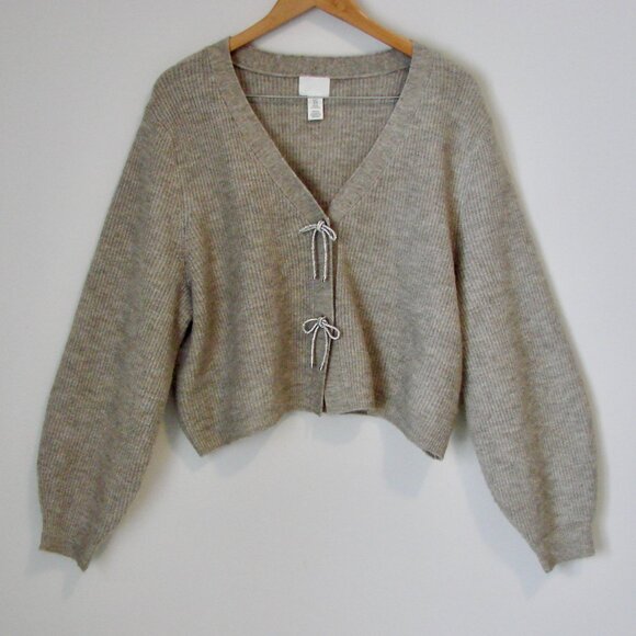 H&M Rhinestone Bow Cardigan Sweater Ribbed Beige Taupe Wool Blend Oversized XL - Picture 5 of 15